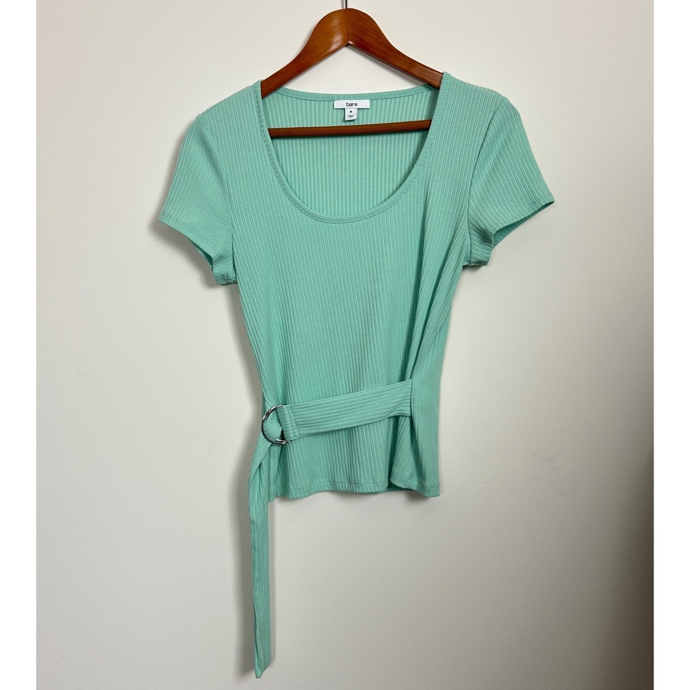 Bar III Green Ribbed Front Belt Scoop Neck Short Sleeve Top Size M - Picture 1 of 11